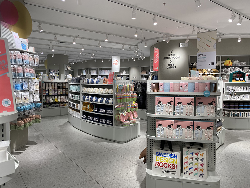 精品店陳列架,諾米貨架,定制精品店貨架廠家