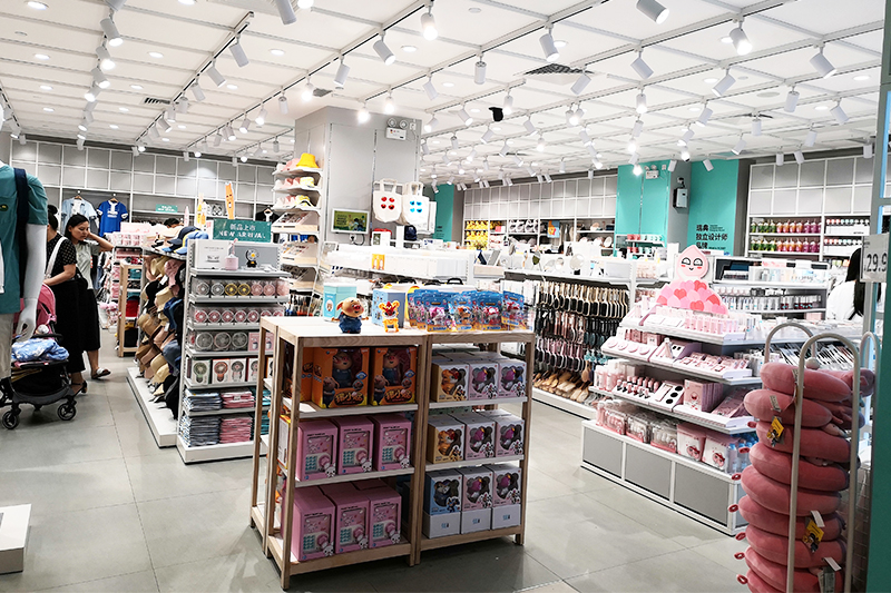 蘿崗精品店貨架,NOME貨架,諾米陳列架,大唐展示貨架,北歐風貨架,三元店貨架 蘿崗精品店貨架,NOME貨架,諾米陳列架,大唐展示貨架,北歐風貨架,三元店貨架