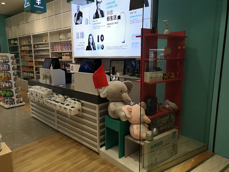 NOME貨架，精品店貨架，飾品店貨架