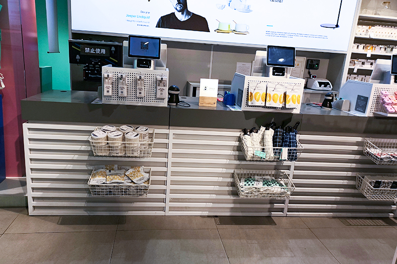 蘿崗精品店貨架，精品店陳列架，飾品貨架，展示貨架，大唐展示貨架，北歐風(fēng)貨架，三元店貨架