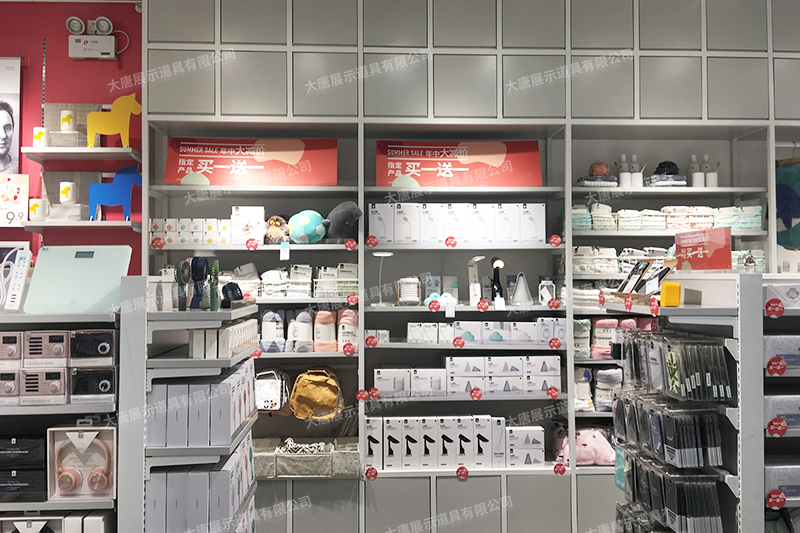 湖北精品店貨架，NOME貨架，諾米陳列架，大唐展示貨架，北歐風(fēng)貨架，三元店貨架