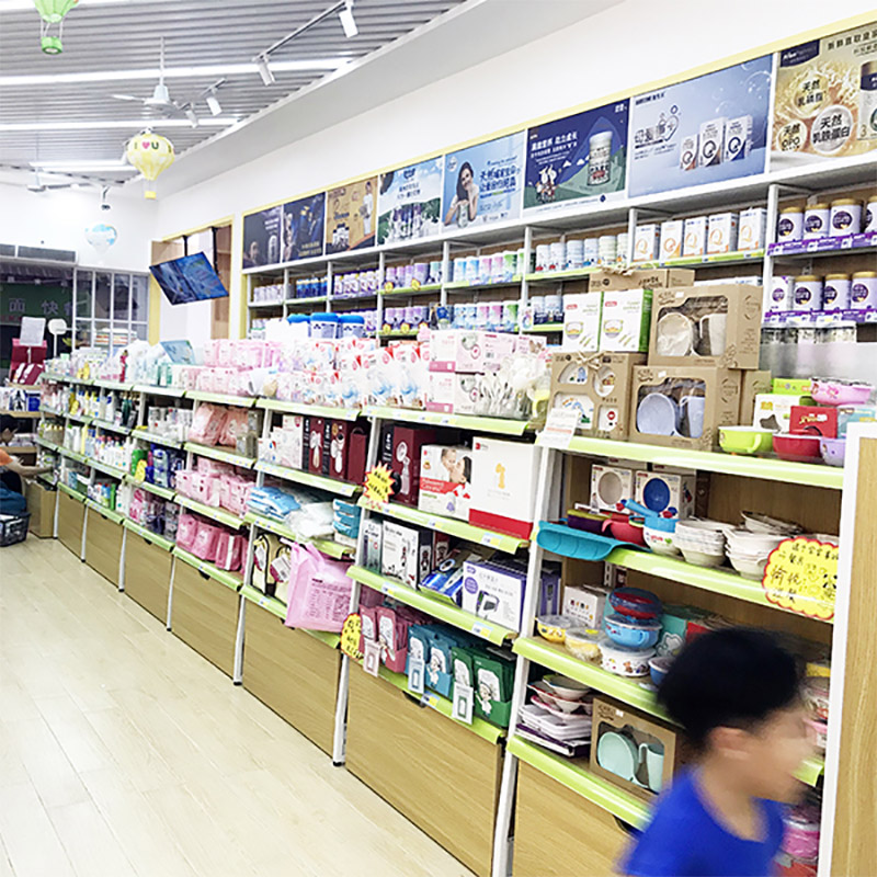 母嬰用品店陳列架