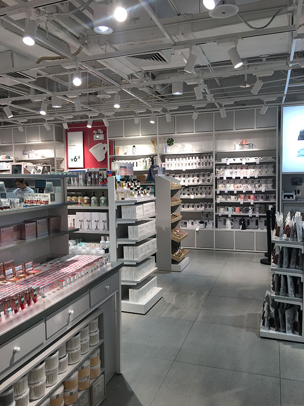 肇慶精品店貨架，飾品店貨架，優(yōu)品貨架